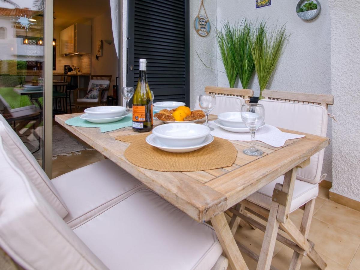 Apartment Nueva Playa-1 By Interhome Les Deveses Екстер'єр фото